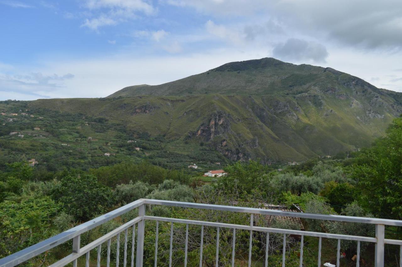 Bed and Breakfast Vista D'Amare Buonvicino Exterior foto