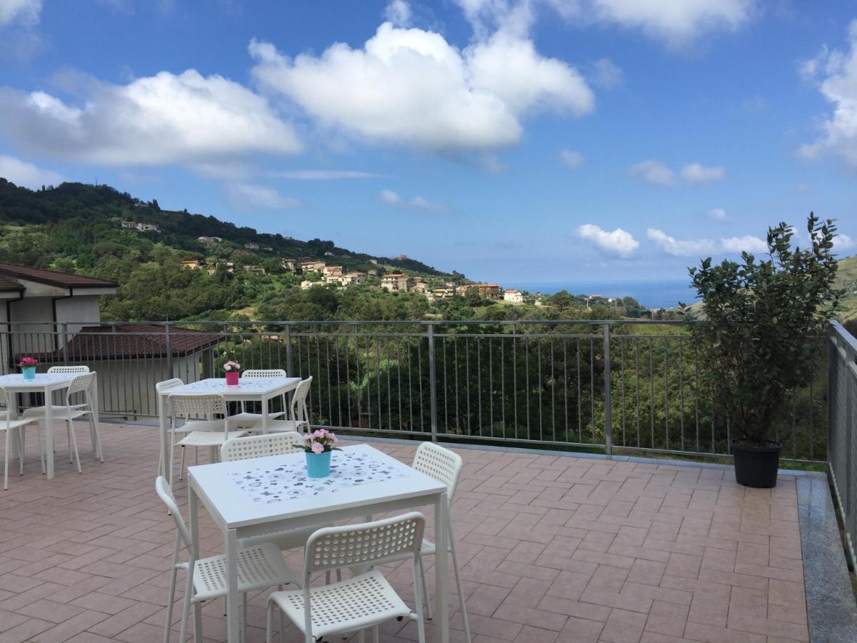 Bed and Breakfast Vista D'Amare Buonvicino Exterior foto
