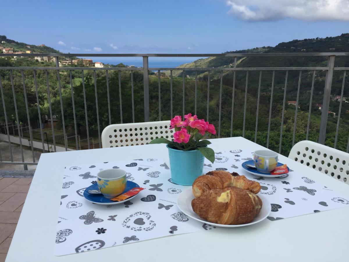 Bed and Breakfast Vista D'Amare Buonvicino Exterior foto