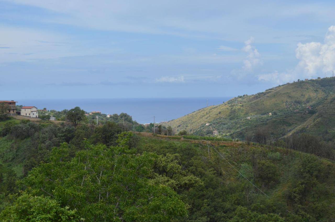 Bed and Breakfast Vista D'Amare Buonvicino Exterior foto